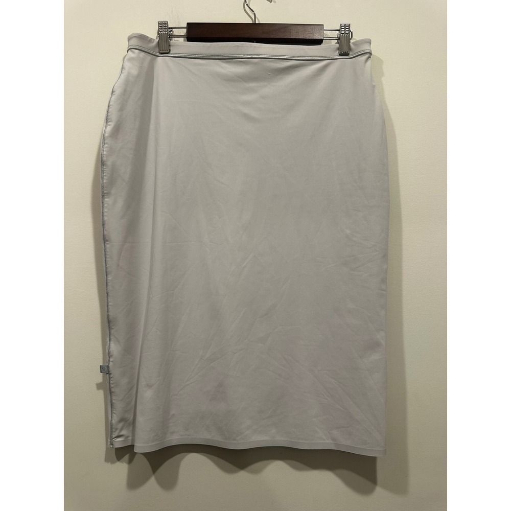 Lululemon Light Grey Athletic Pencil Skirt Stretchy Casual Activewear Women